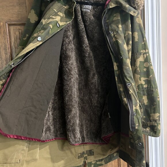 Vintage GAP Camo Anorak Jacket Womens Sz M Grunge Punk Stained Military Faux Fur - Picture 9 of 16